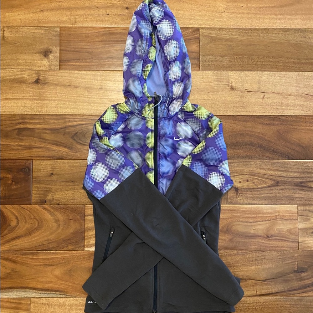 Half windbreaker